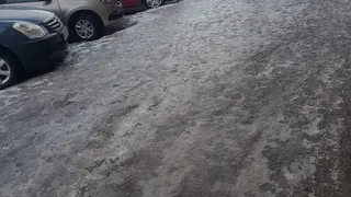 «Невозможно ходить, страшный гололёд»