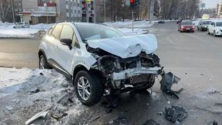 Серьезное ДТП произошло сегодня утром на Вахитова