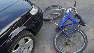 Ребенок на велосипеде пострадал в аварии в Нижнекамске