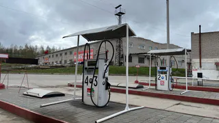 Месяц на «Лукойле», месяц на «Роснефти». Объясняю, какое топливо лучше для моей иномарки