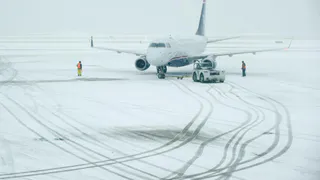Рейс Нижнекамск-Москва отменен из-за бушующего Балтийского циклона