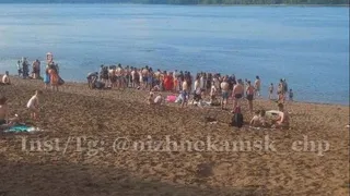 В Нижнекамске очевидцы вытащили из воды 25-летнего парня в бессознательном состоянии