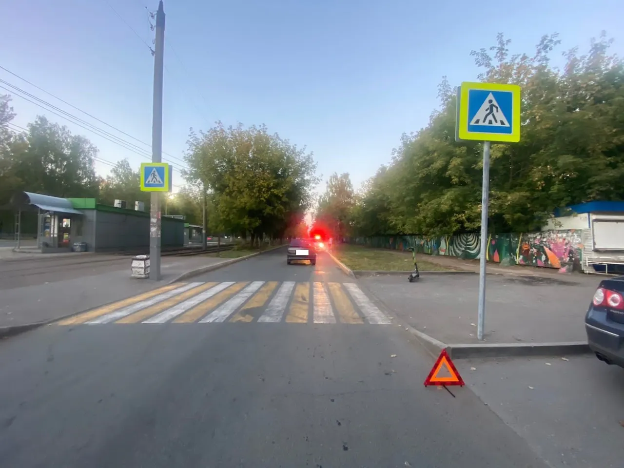 В Нижнекамске дети на элетросамокате залетели под колеса авто