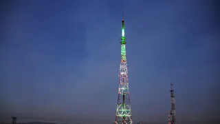 В Нижнекамске начали тестировать иллюминацию на телебашне