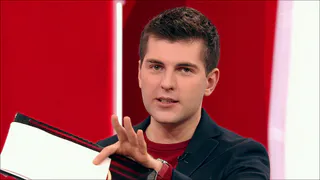 Знаменитый отец, роман с известной певицей и опала на ТВ: что скрывает Дмитрий Борисов за улыбкой ведущего