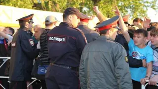 Ну, и проводы: пятерых жителей Нижнекамска задержали за нарушение общественного порядка во время отправки друга-призывника в армию