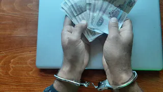В Татарстане будут судить курьеров телефонных мошенников