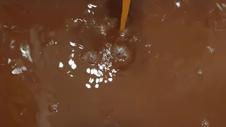 Нижнекамцы пожаловались на грязную воду из крана