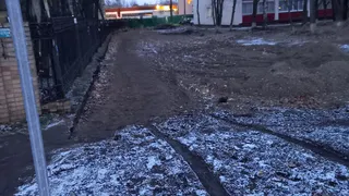 «Когда сделают дорогу около дома Строителей, 10?»