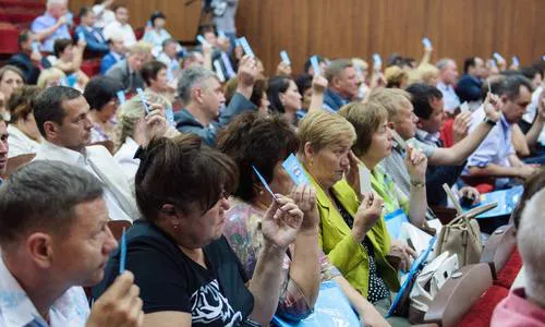 Итоги: нижнекамские единороссы подвели итоги работы за первое полугодие