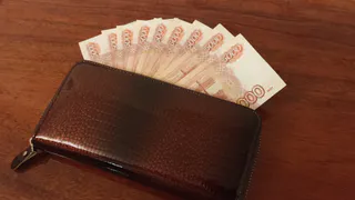 Скрытые миллионы и платные услуги: за что уволили руководителя онкодиспансера Татарстана