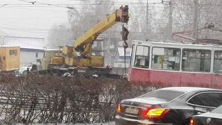 В Нижнекамске трамвай сошел с рельсов