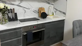 Смешала соду с этим - и прыгаю от счастья: отмыла все противни - даже тереть не пришлось
