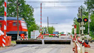 Штраф за нарушение правил движения через железнодорожный переезд вырос в несколько раз