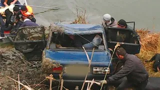 В Татарстане в Свиягу упал автомобиль: погибли трое