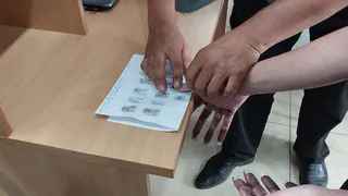 В Челнах мужчина с пистолетом ограбил девочку на 3500 рублей — за это получил 2,5 года колонии общего режима