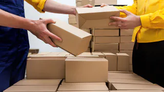 AliExpress будет доставлять товары в «Пятерочку» и «Перекресток»