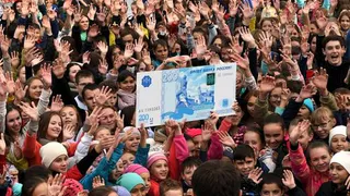 В Нижнекамске прошел флешмоб в поддержку Казани