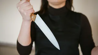 В Татарстане 3,5 года колонии получила женщина, напавшая на мужа с ножом