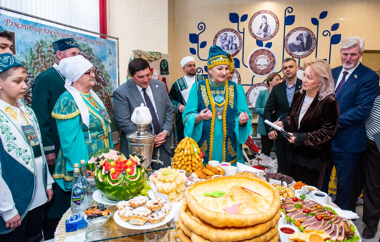 Семья из Нижнекамска победила в зональном этапе конкурса «Эхо веков в истории семьи»