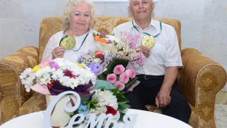 Нижнекамцы Виктор и Лидия Масленниковы отметили изумрудную свадьбу