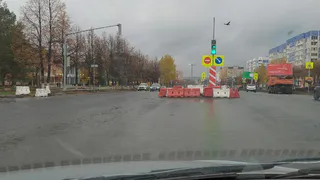 «За ограждениями не видно приближающихся автомобилей»