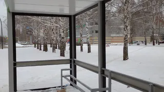 Полна остановка людей без окон, без дверей