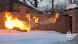 На улице Ершова в Казани локализовали факельное горение из газовой трубы