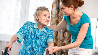 Помощь пожилым и инвалидам: в Нижнекамске создается система долговременного ухода 