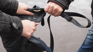 Угрожая ножом: житель Нижнекамска задержан за разбой и грабёж в отношении двух девушек