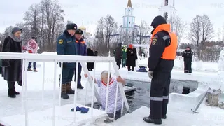 Спасатели Татарстана в праздник Крещения Господня не рекомендуют купание группой более трех человек