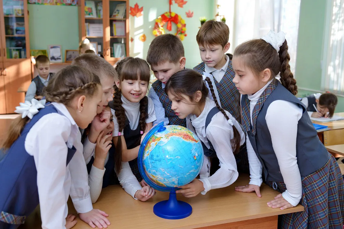 В нижнекамских школах новые правила: все уроки в одном классе