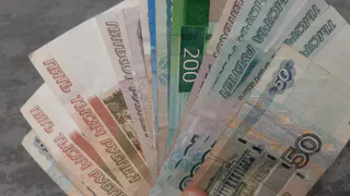 Врачи Нижнекамска получат выплаты по 100 тысяч рублей