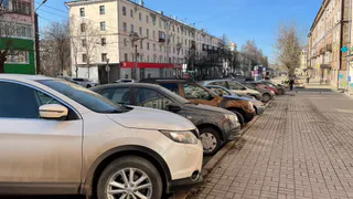 «Люди прозрели»: менеджер трейд-ина о шквале сдачи почти новых «Лад» - вот главная причина
