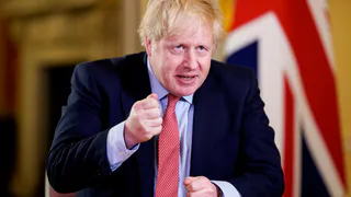 Британия объявила о санкциях против пяти банков России и трех бизнесменов