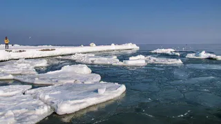В Нижнекамске ледоход пока откладывается