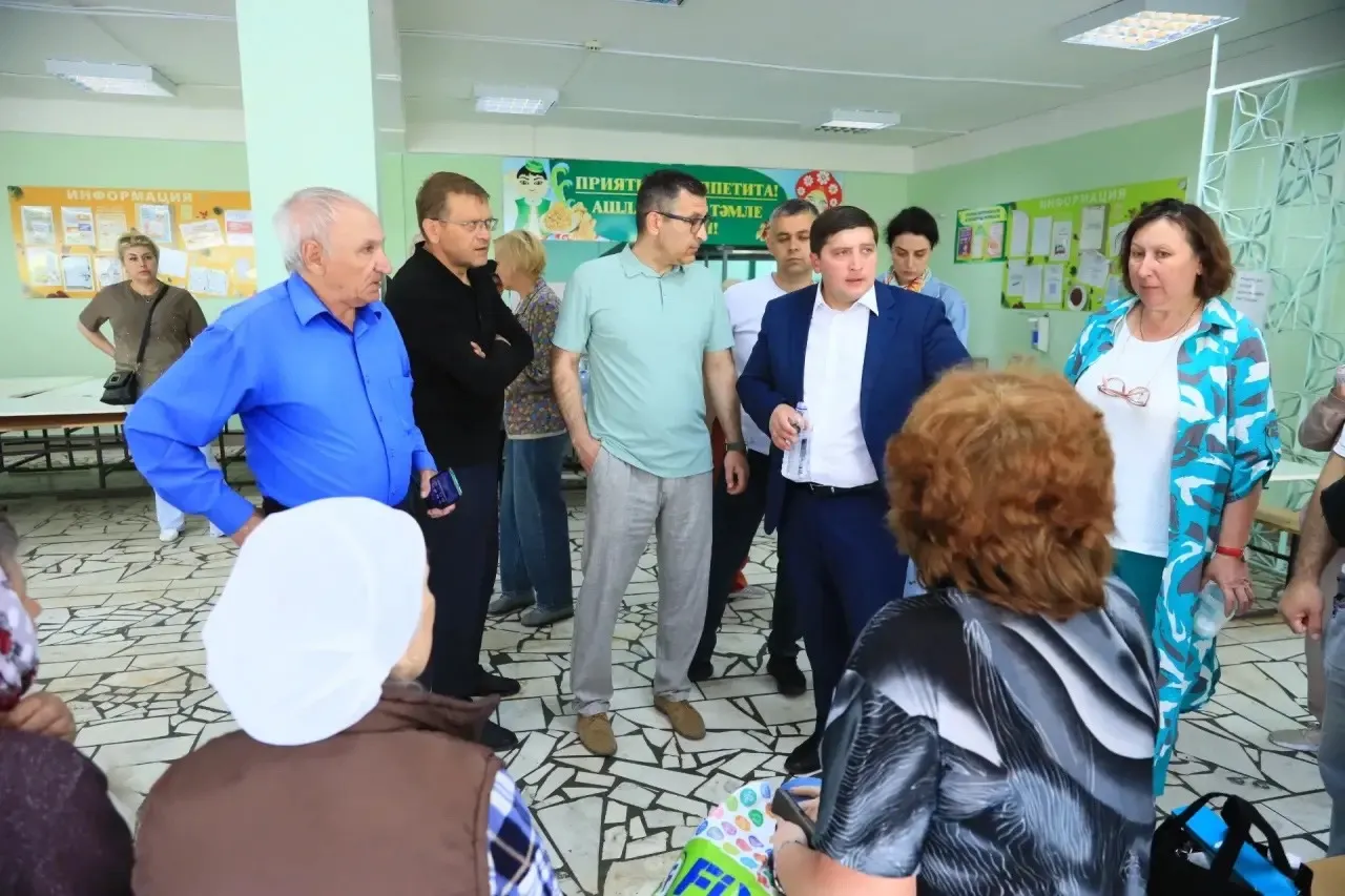 По дому на улице Чабьинской в Нижнекамске ударил БПЛА: пострадали четыре человека
