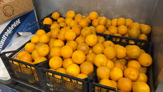 Заливаю мандариновые корки уксусом - и бед не знаю. Классный лайфхак - берите на заметку