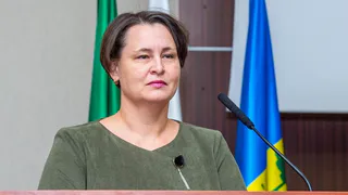 Неудовлетворительная организация работ, недостатки в обучении по охране труда