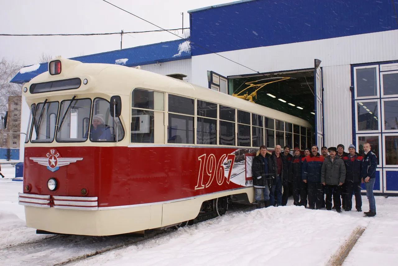 Горэлектротранспорту Нижнекамска сегодня исполнилось 50