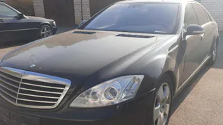Снятые номера не помогли скрыть Mercedes от приставов Татарстана