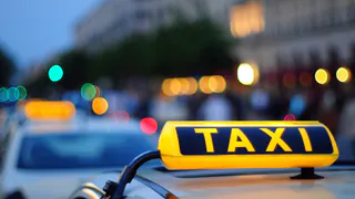 В Нижнекамске таксисты требуют доплачивать за маленьких пассажиров
