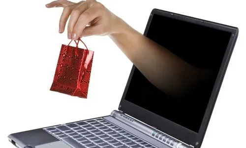 В Нижнекамске мужчина продавал алкогольный суррогат через интернет