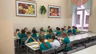 Оплата обеда за секунды: в школах Казани появятся «умные столовые»