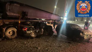 Водитель Man не уступил дорогу и совершил столкновение с автомобилем Лада Гранта