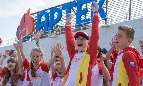 Юные нижнекамцы могут получить бесплатную путевку в «Артек»