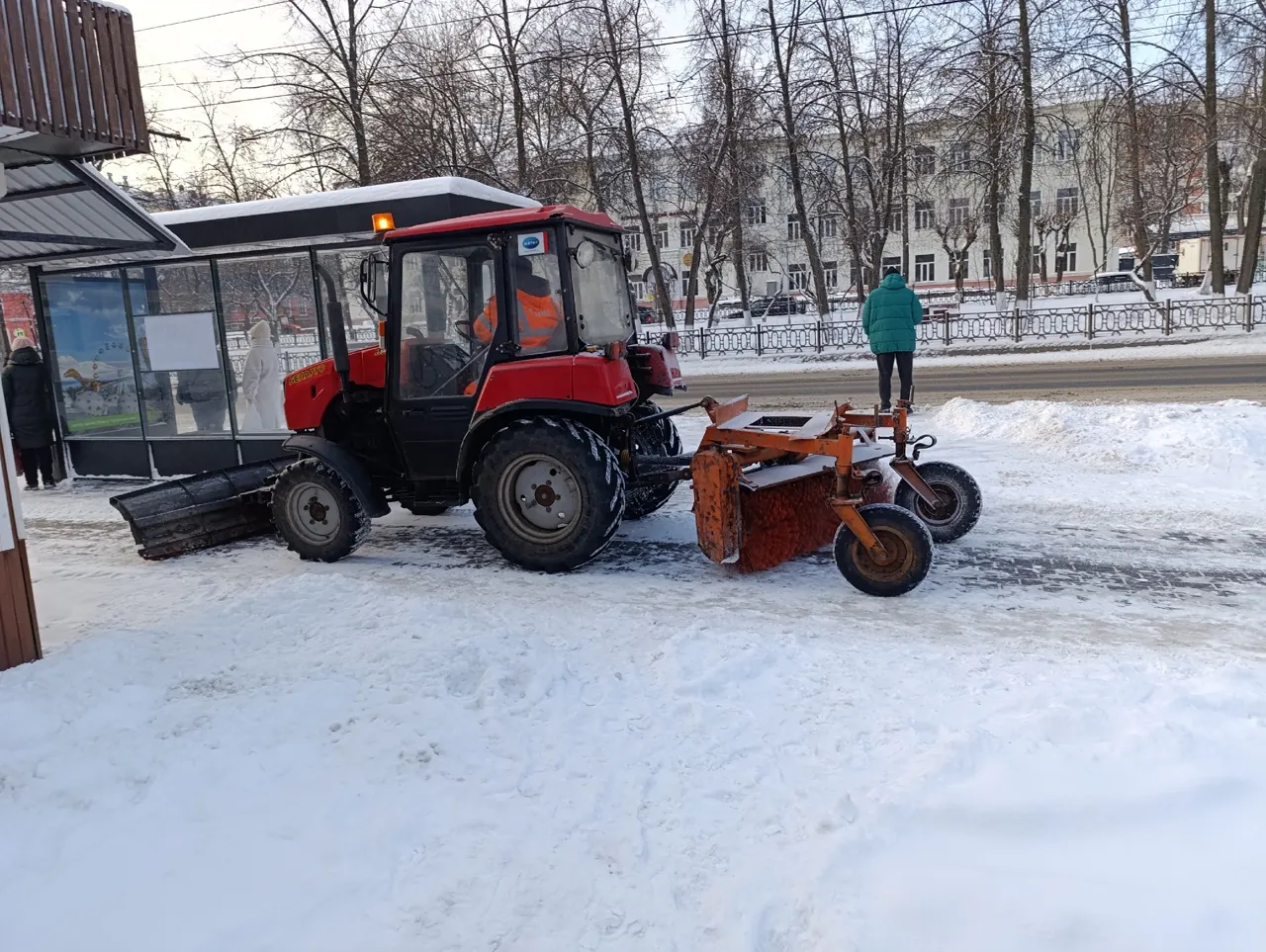 Рустам Минниханов распорядился о подготовке техники и экстренных служб к зиме