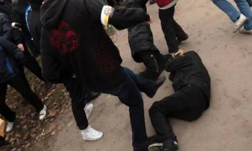 Хулиганство: четверо парней избили битой жителя Нижнекамска