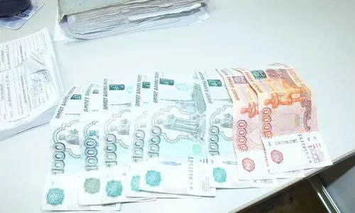 В Нижнекамске кассиру разбили голову и похитили деньги