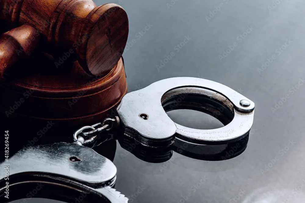 В Татарстане 49-летний мужчина избил тракториста за отказ собрать с поля солому